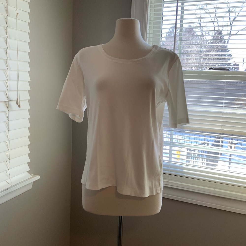 Chico's White Short Sleeve Tee